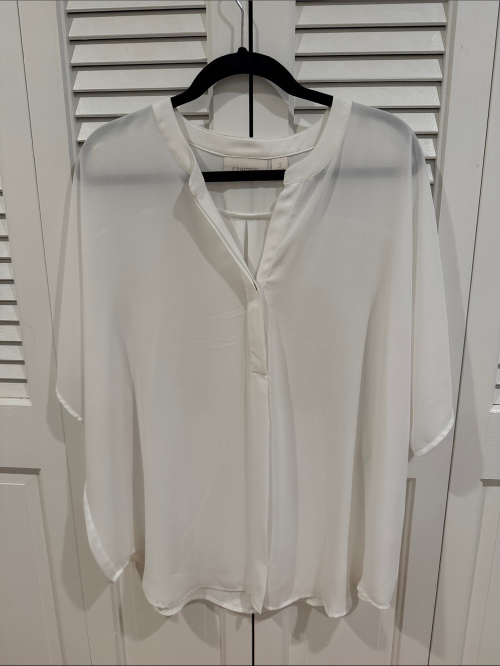 Chico’s Classic Women's Lightweight Blouse - Size 3 US 16 White